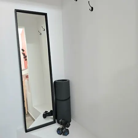 Miloft * Milan